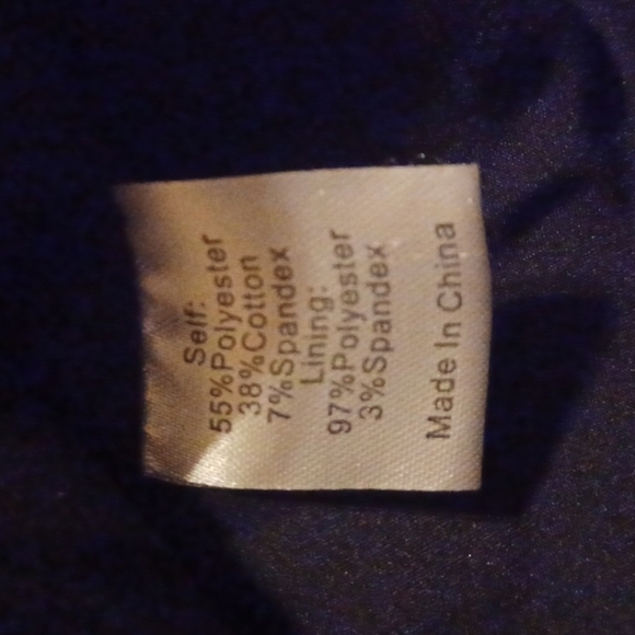 Tuckernuck Size small top. Beautiful floral print, Tapestry type material. - Picture 10 of 11